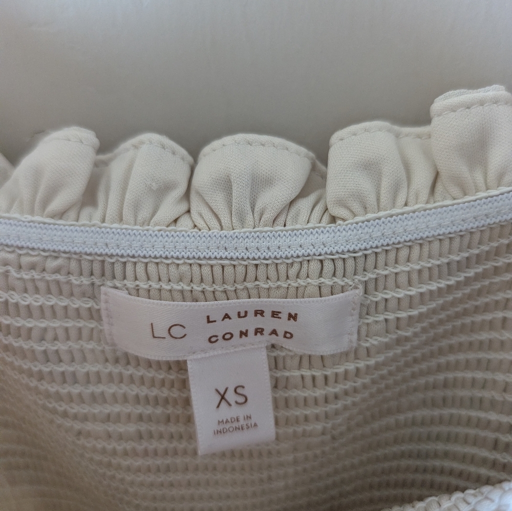 Sold - Picture 3 of 4